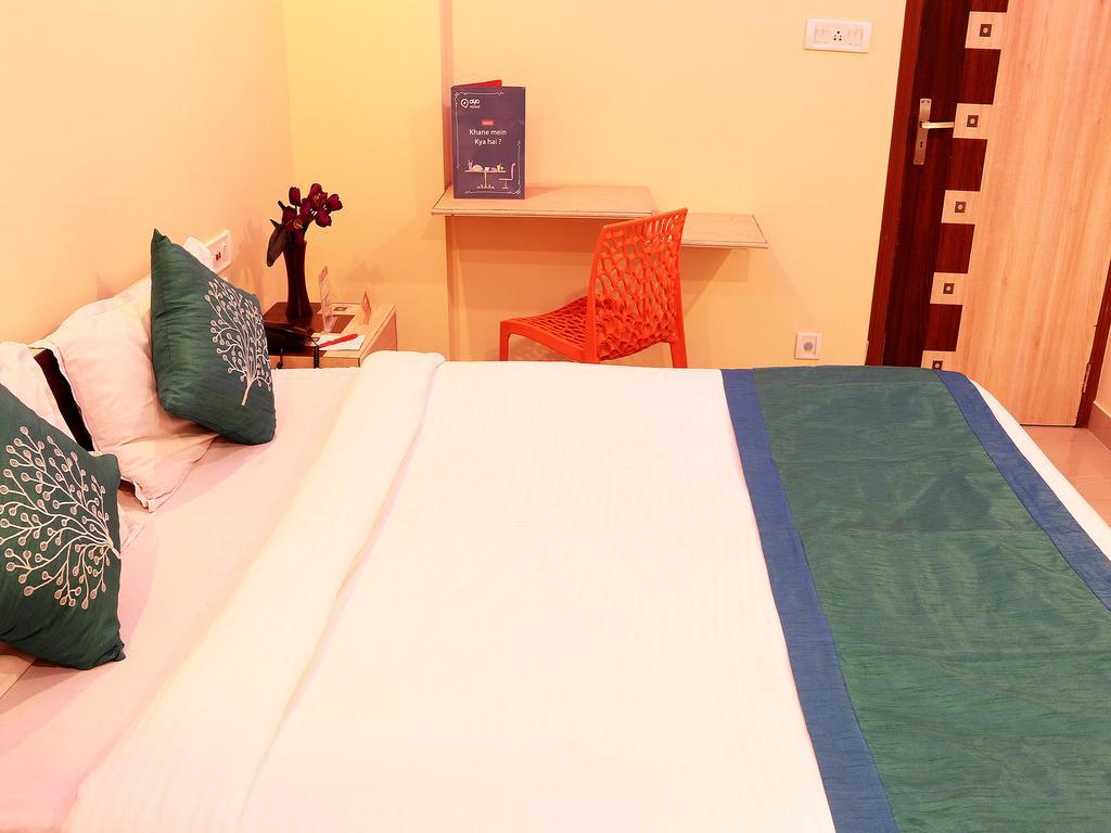 Oyo 1348 Hotel Zaika Inn Hāora エクステリア 写真