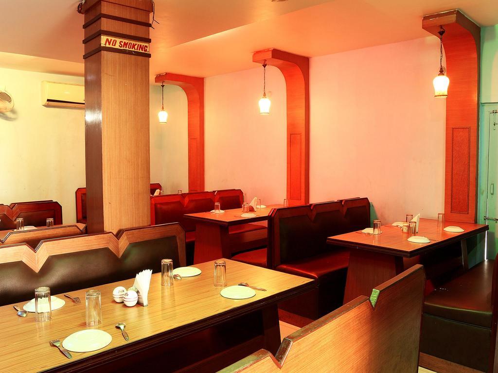 Oyo 1348 Hotel Zaika Inn Hāora エクステリア 写真